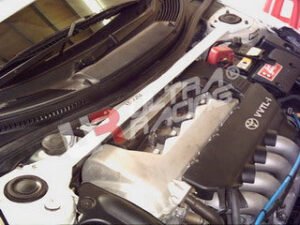 Ultra Racing Toyota Celica T230 Front Strut Brace URTW2-182