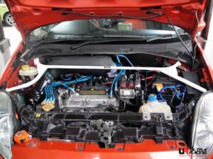 Ultra Racing Fiat Grande Punto 8V 1.4 06+ Ultra-R Front Upper Strutbar 4P UR-TW4-1148
