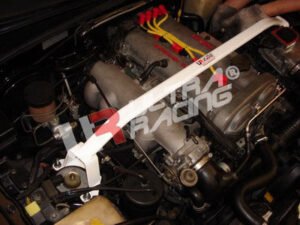 Ultra Racing Mazda MX5 (NA/NB) Front Strut Brace URTW2-323