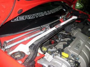 Ultra Racing Renault Clio Mk3 Front Strut Brace URTW2-990
