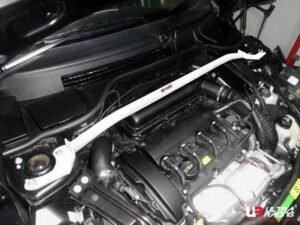 Ultra Racing Front Strut Brace (UR-TW2-1644)