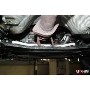 Ultra Racing Volvo XC60 Rear Lower Brace URKR-RL4-3231