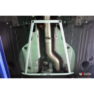 Ultra Racing Volvo XC60 Rear Lower Brace URKR-RL4-3231