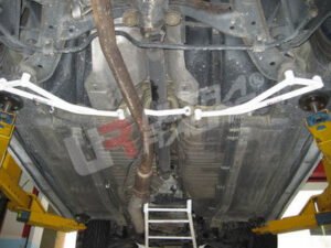 Ultra Racing Lexus GS (S190) Front Lower Brace URLA2-171